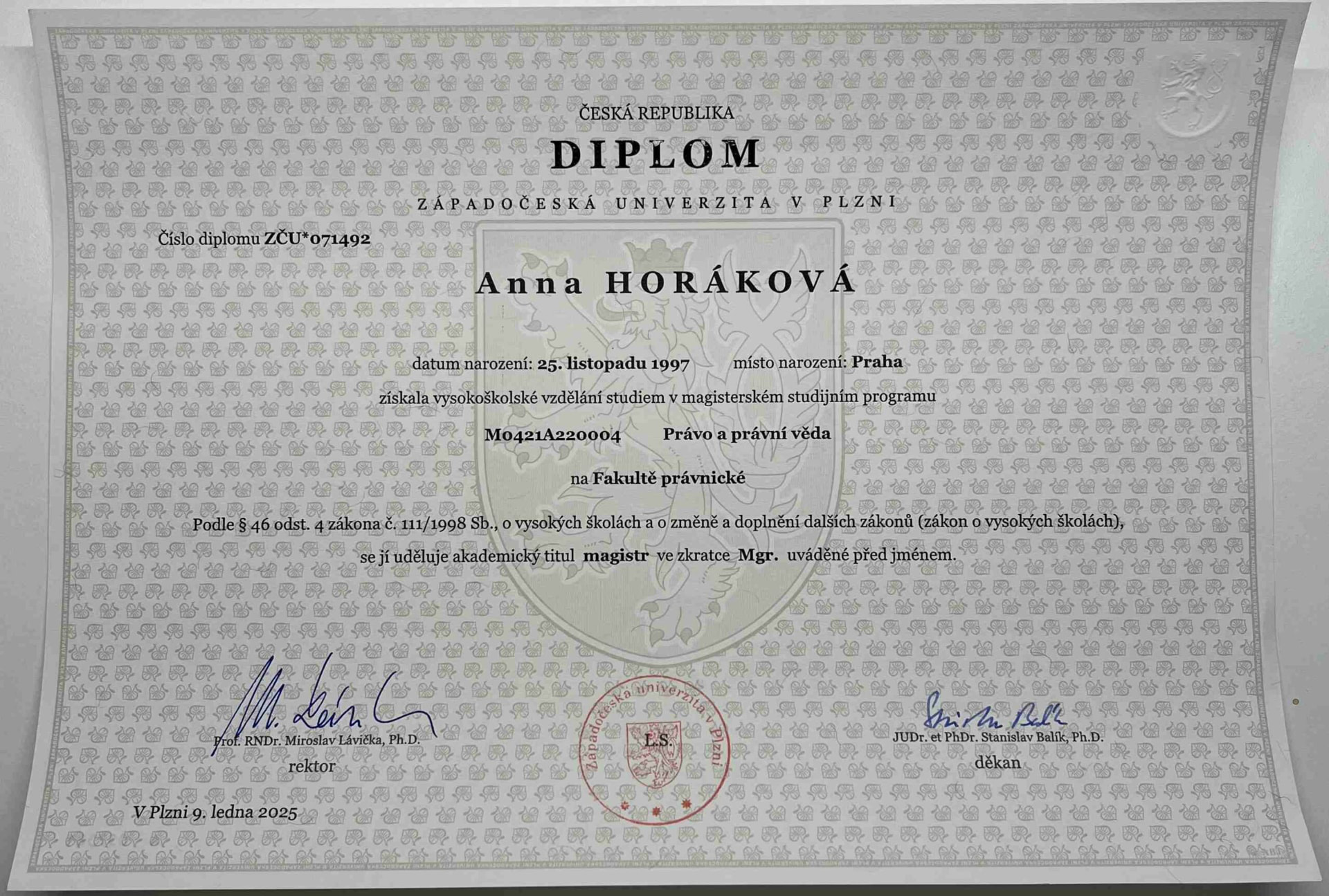 Diplom magisterského studia Právo a právní věda